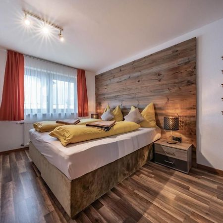 Zillerstuebchen Apartment Schlitters Bagian luar foto