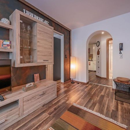 Zillerstuebchen Apartment Schlitters Bagian luar foto