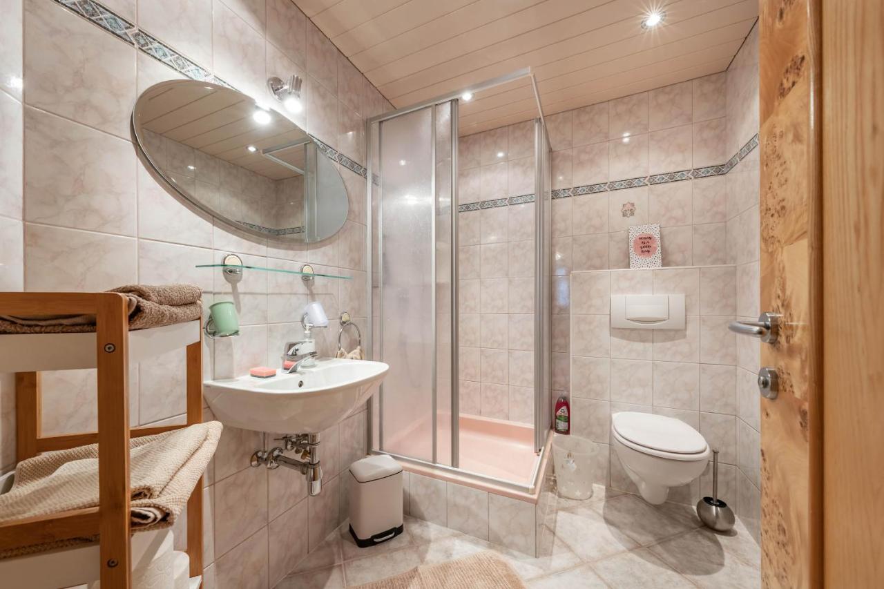 Zillerstuebchen Apartment Schlitters Bagian luar foto