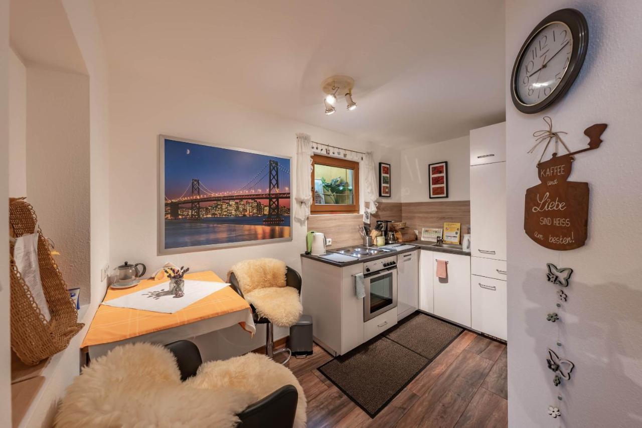 Zillerstuebchen Apartment Schlitters Bagian luar foto
